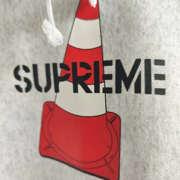 Supreme Light Gray Hoodie with Red Graphic - Picture 3 of 7